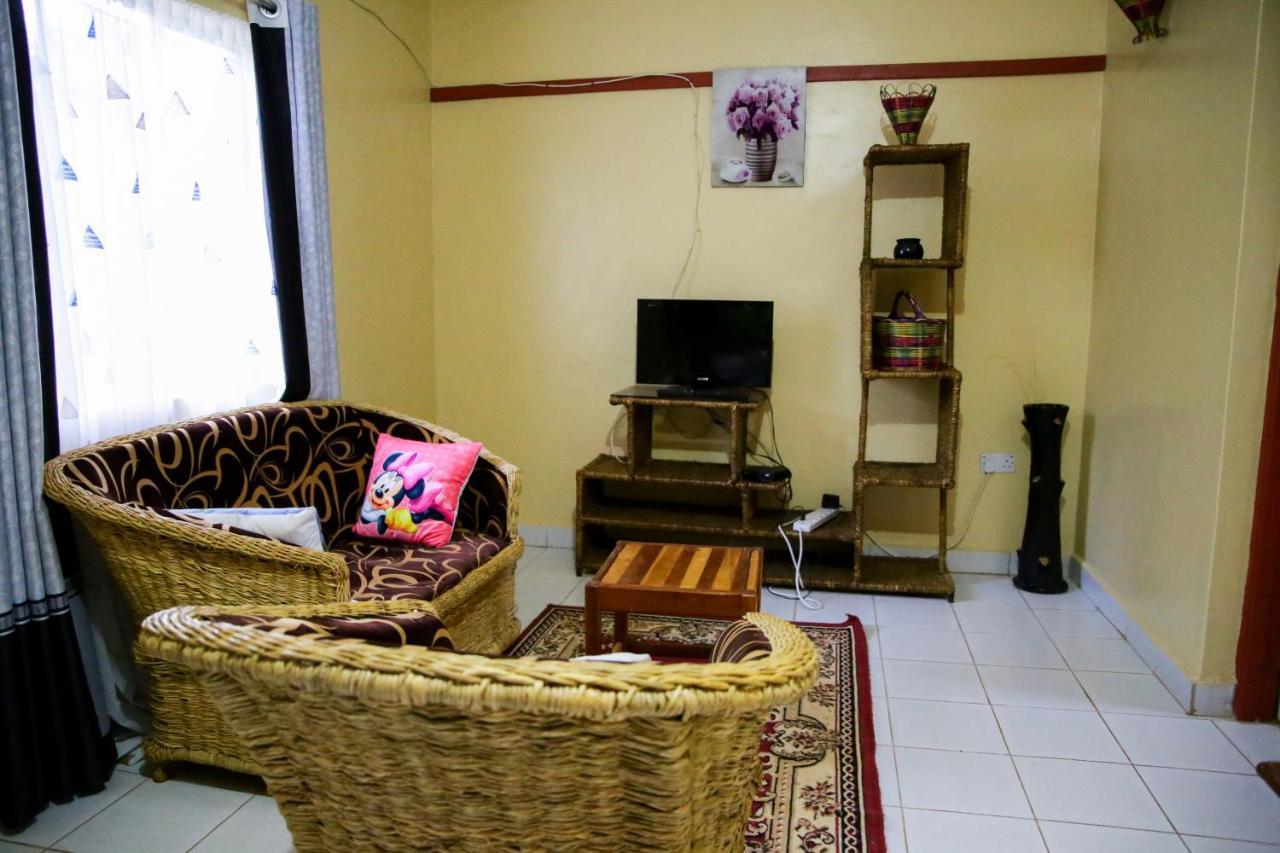 Africana Yard Kitale Eksteriør bilde